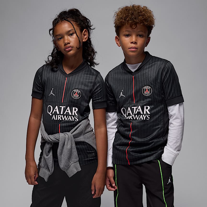 NIKE公式】パリ サンジェルマン (PSG) 2026 スタジアム ナイト